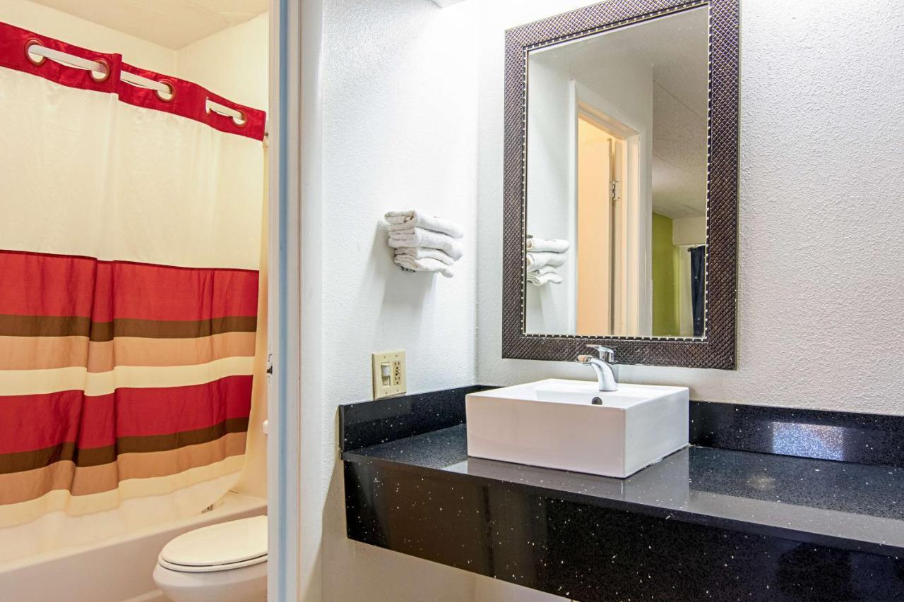 Motel 6-Charlotte, Nc - Airport Esterno foto